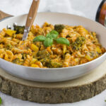Easy Vegane One Pot Pasta mit Basic Paprika, Brokkoli und Kokosmilch Eat Tolerant
