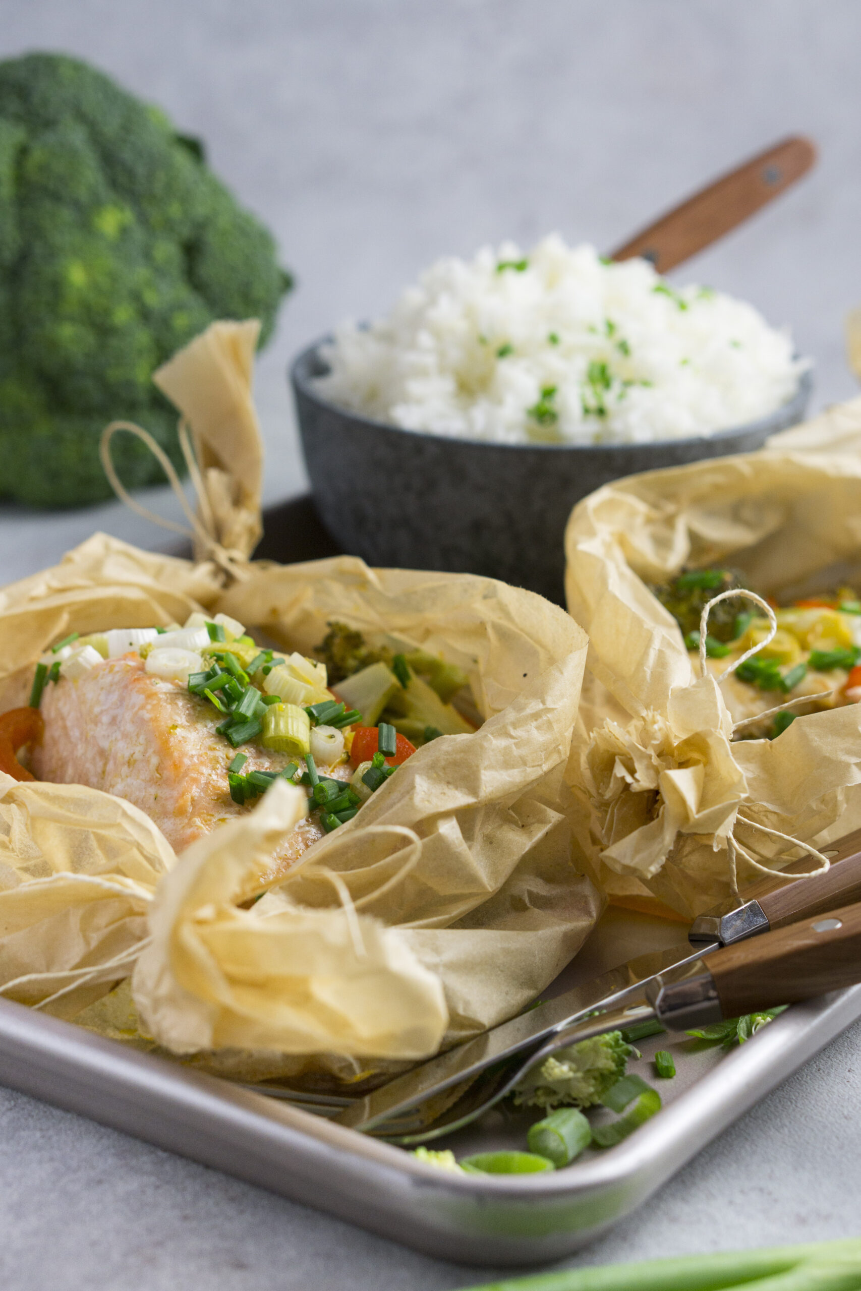 Schnelles Hähnchen oder Lachs asiatischer Art aus dem Ofen Eat Tolerant